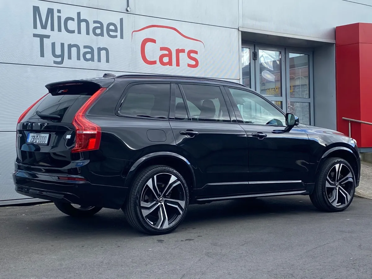 Volvo XC90 2023 RECHARGE T8 ULTIMATE AWD - Image 3