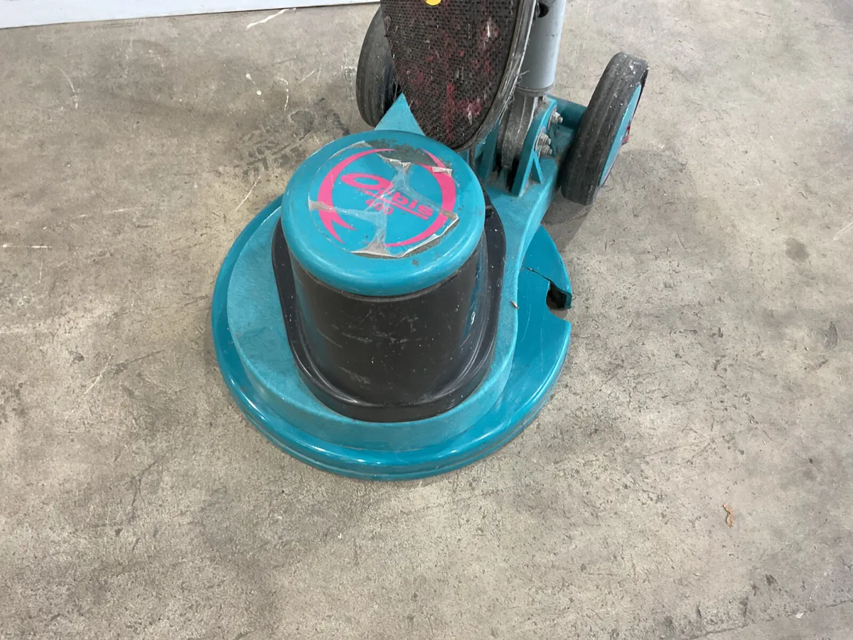Orbis 400 220v Floor Buffer For Auction - Image 2