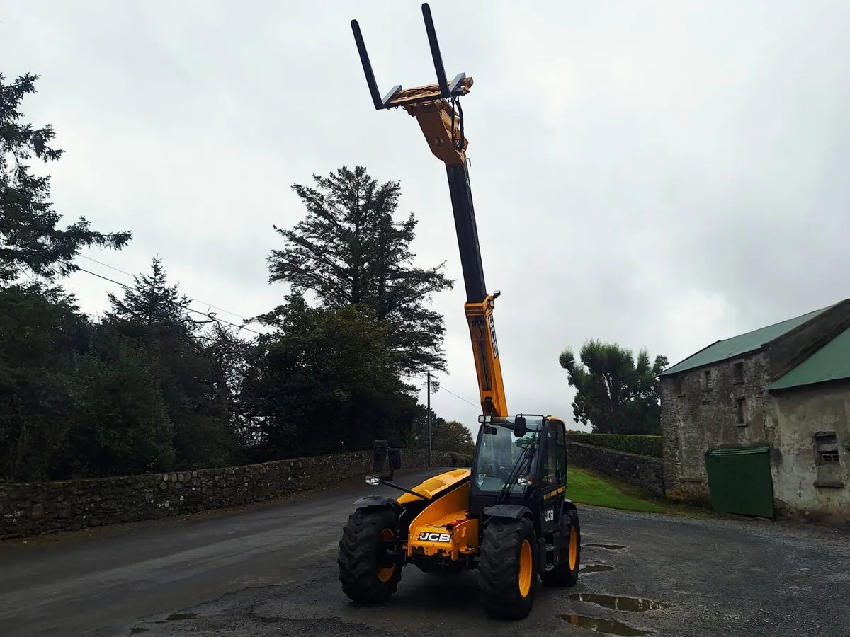221 JCB 532-60 Agri Telehandler (4175 Hrs) - Image 3