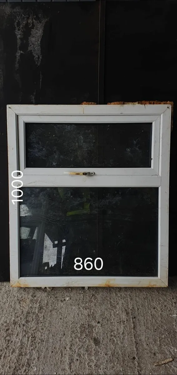 4No Windows for immediate sale. - Image 1