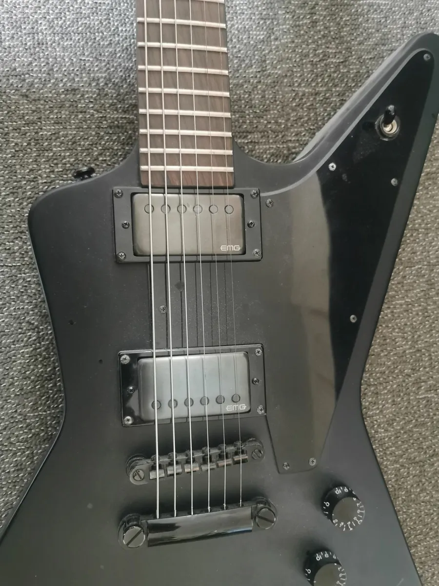 guitar - Image 2