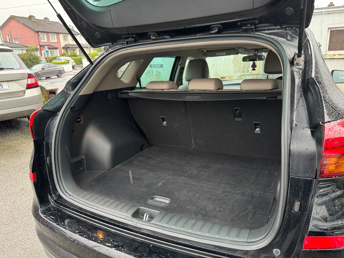 Hyundai Tucson Executive high driving position - Image 4