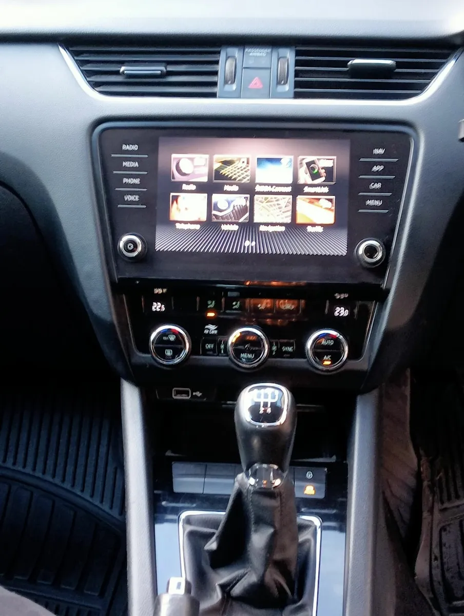 Skoda Octavia 2019 - Image 3