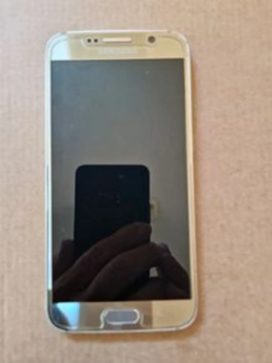 Samsung Galaxy S6, Model SN-G920F, 32GB, 3GB RAM, - Image 4