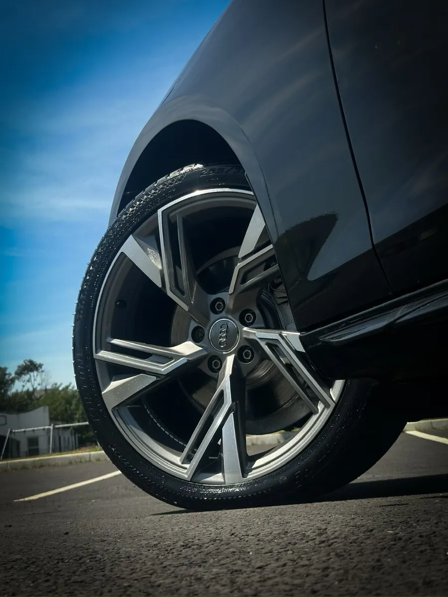 Audi A4 2022 - Image 4