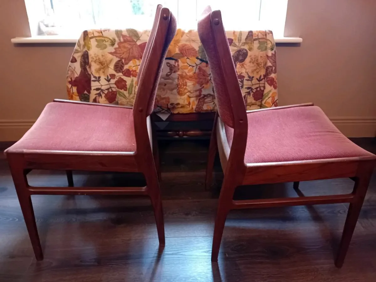 Vintage 70s Chairs GPlan - Image 1
