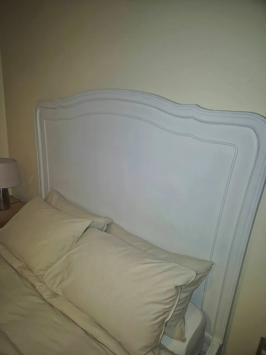 Bed - Image 2