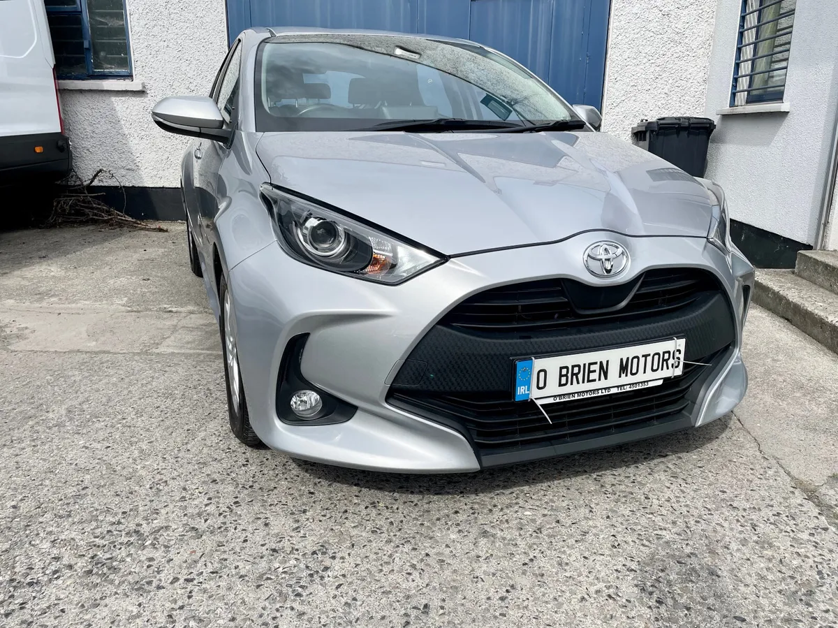 Toyota Yaris Luna 1.0 Petrol Manual 5Dr Hatch,2022 - Image 1