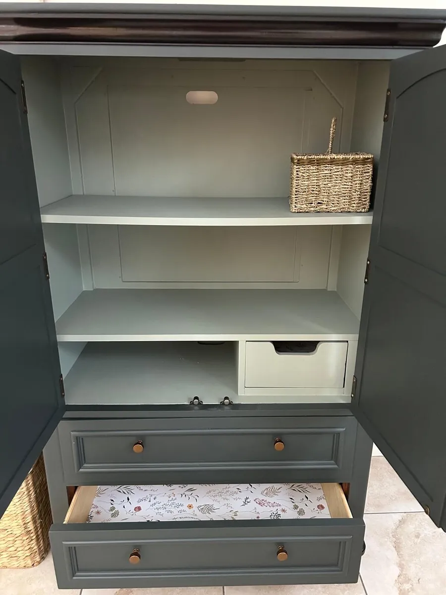 Cabinet / storage / hall press - Image 3