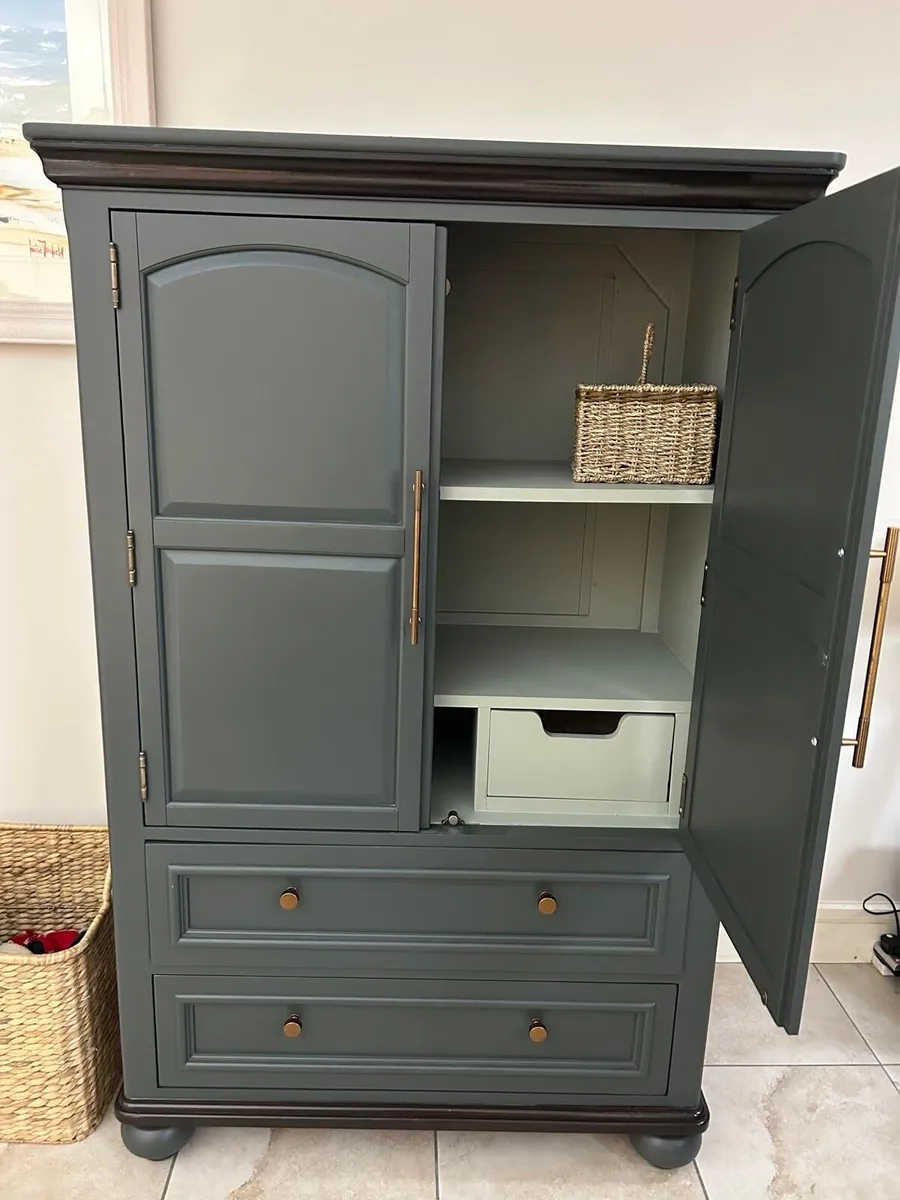 Cabinet / storage / hall press - Image 4