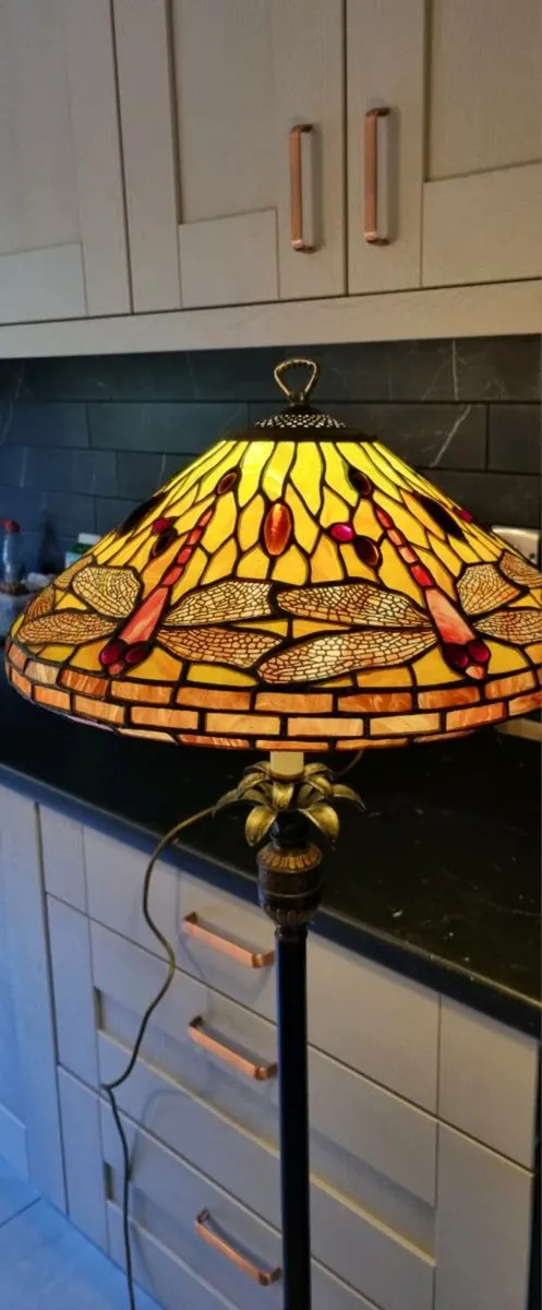 DEAGON FLY TIFFANY TALL LAMP - Image 1