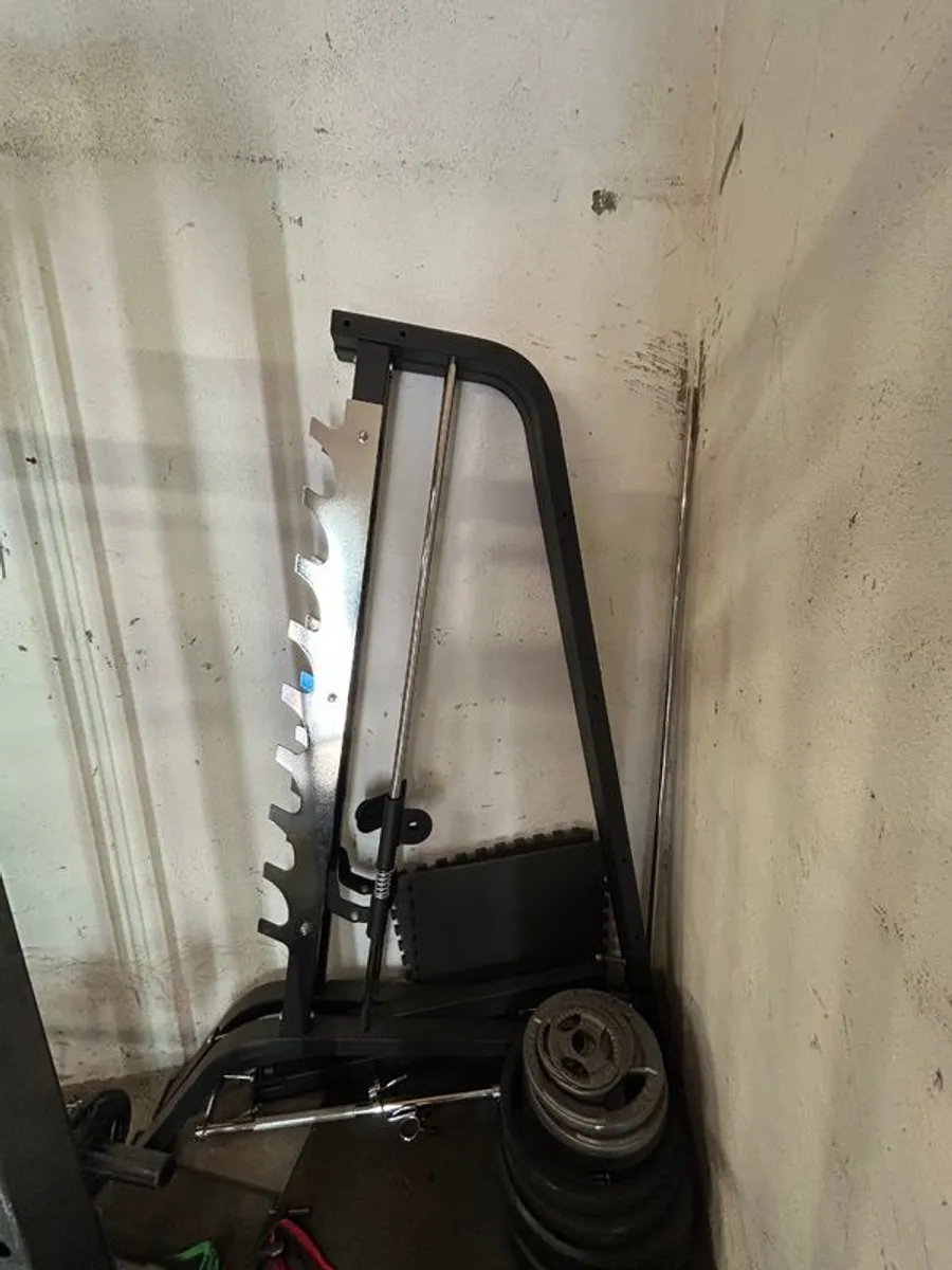 Squat rack & smith machine - Image 1