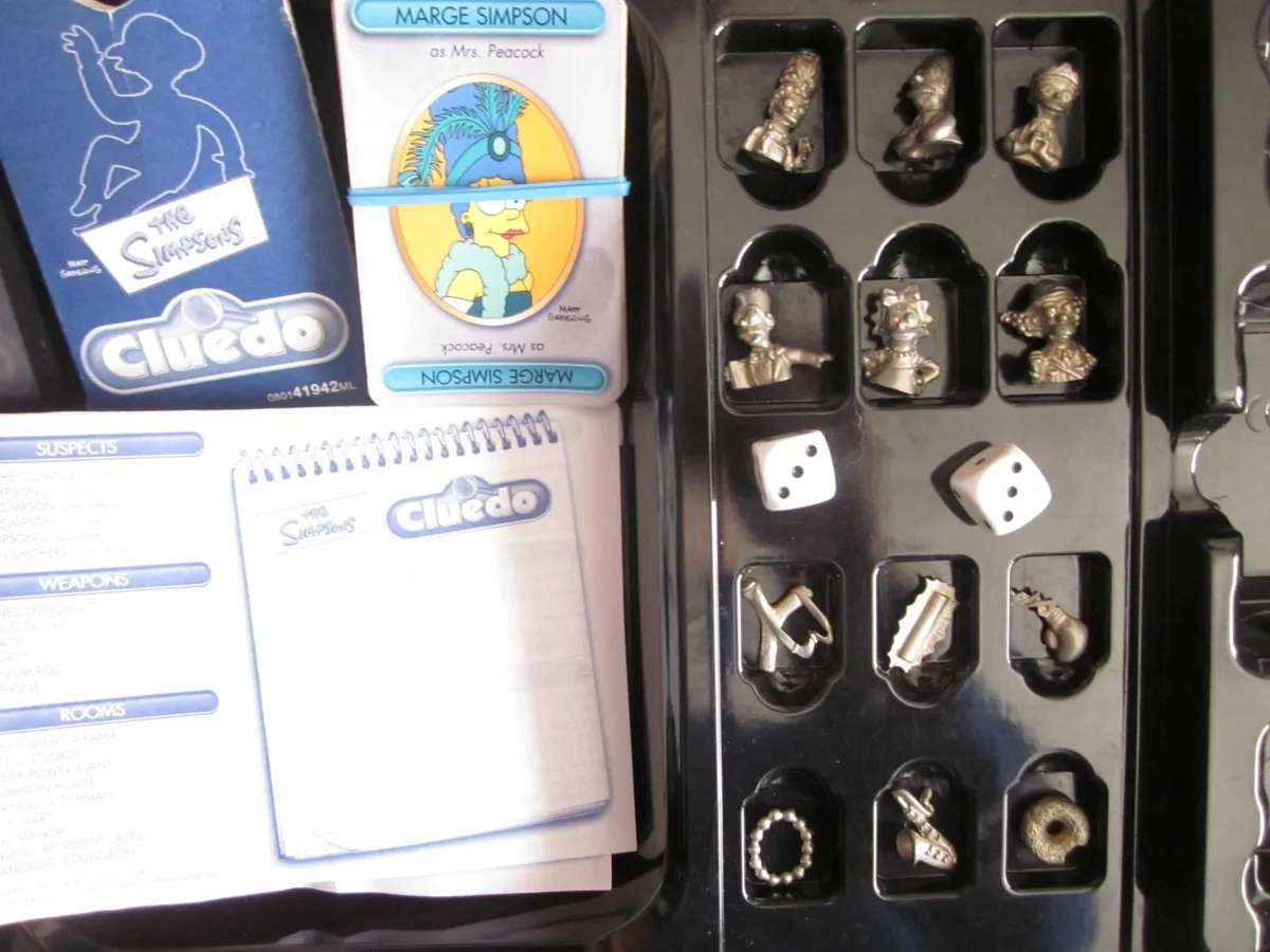The Simpsons Cluedo Board Game 2001 - Image 4