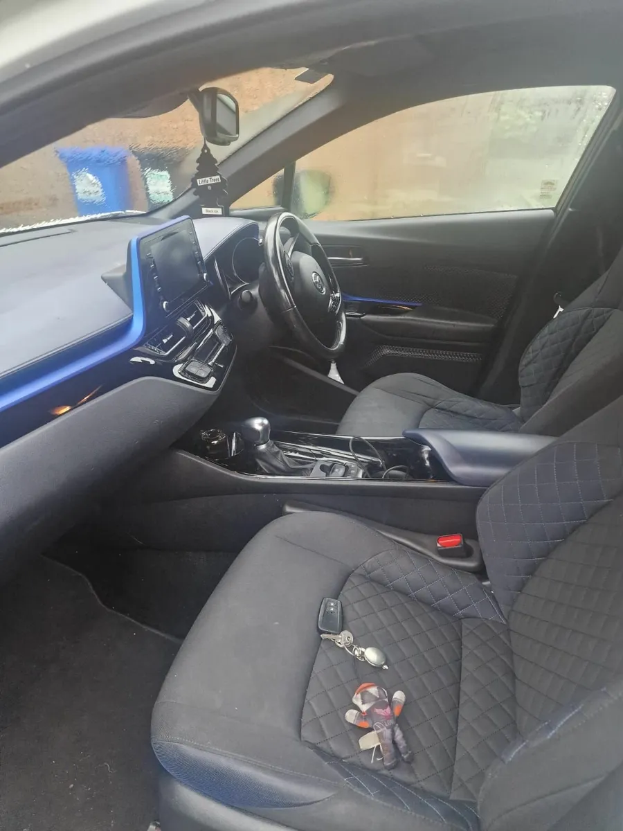 Toyota C-HR 2021 - Image 1