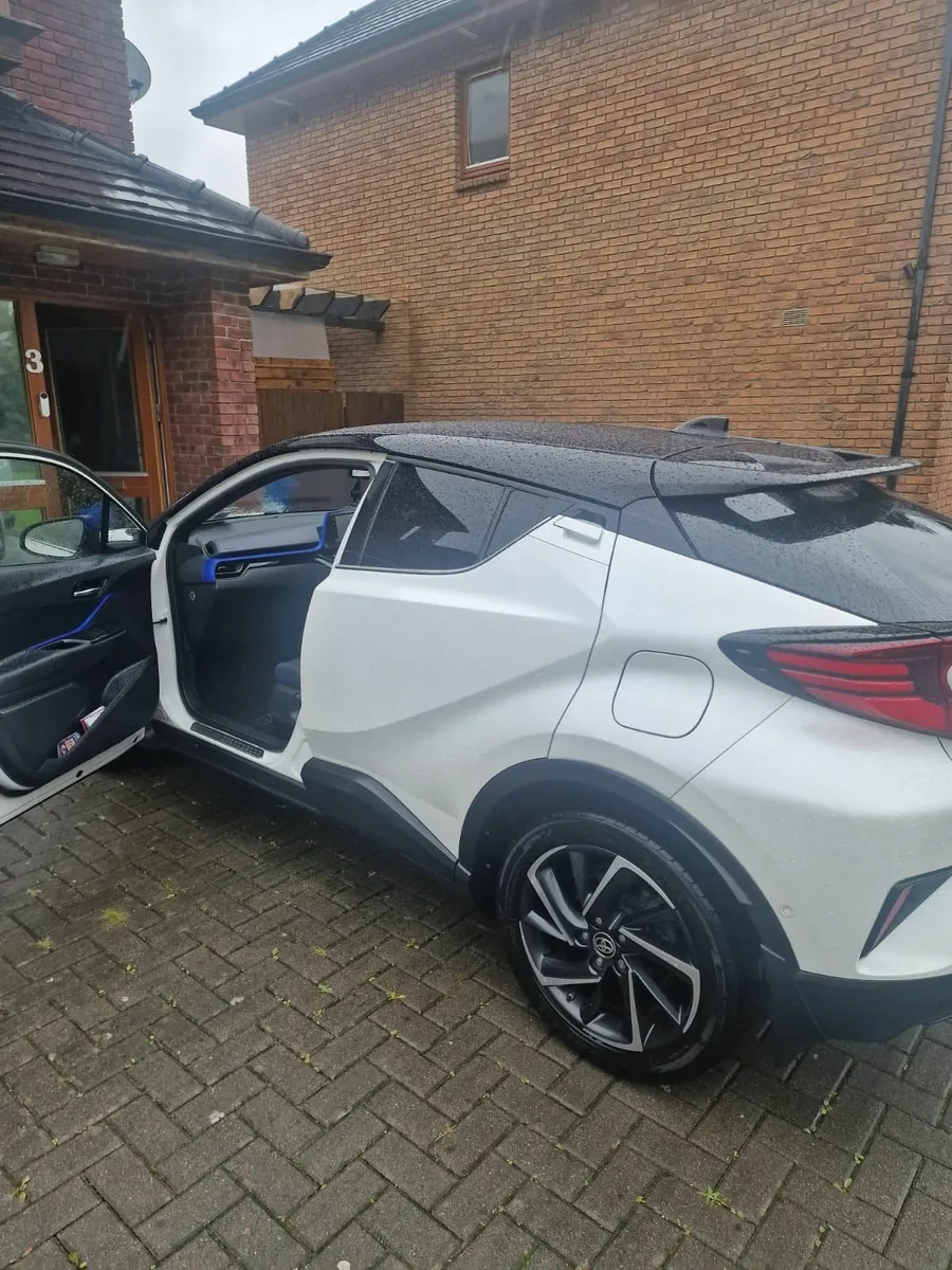Toyota C-HR 2021 - Image 3