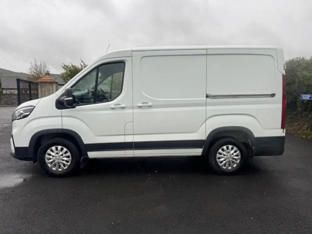 Maxus DELIVER 9  - N.I. Registered - Image 4