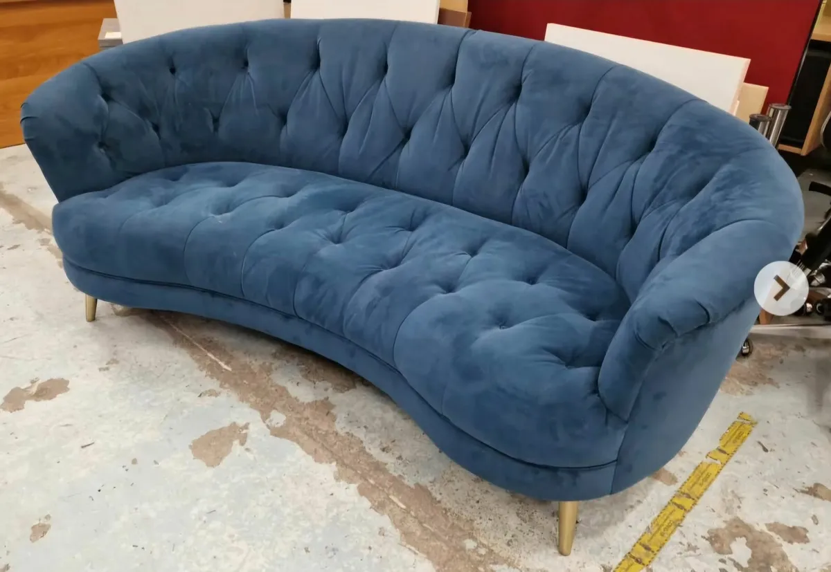 Chesterfield Sofa - Image 2