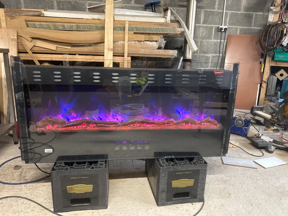 Stanley Remote Electrical Fire model ARWH140 - Image 2