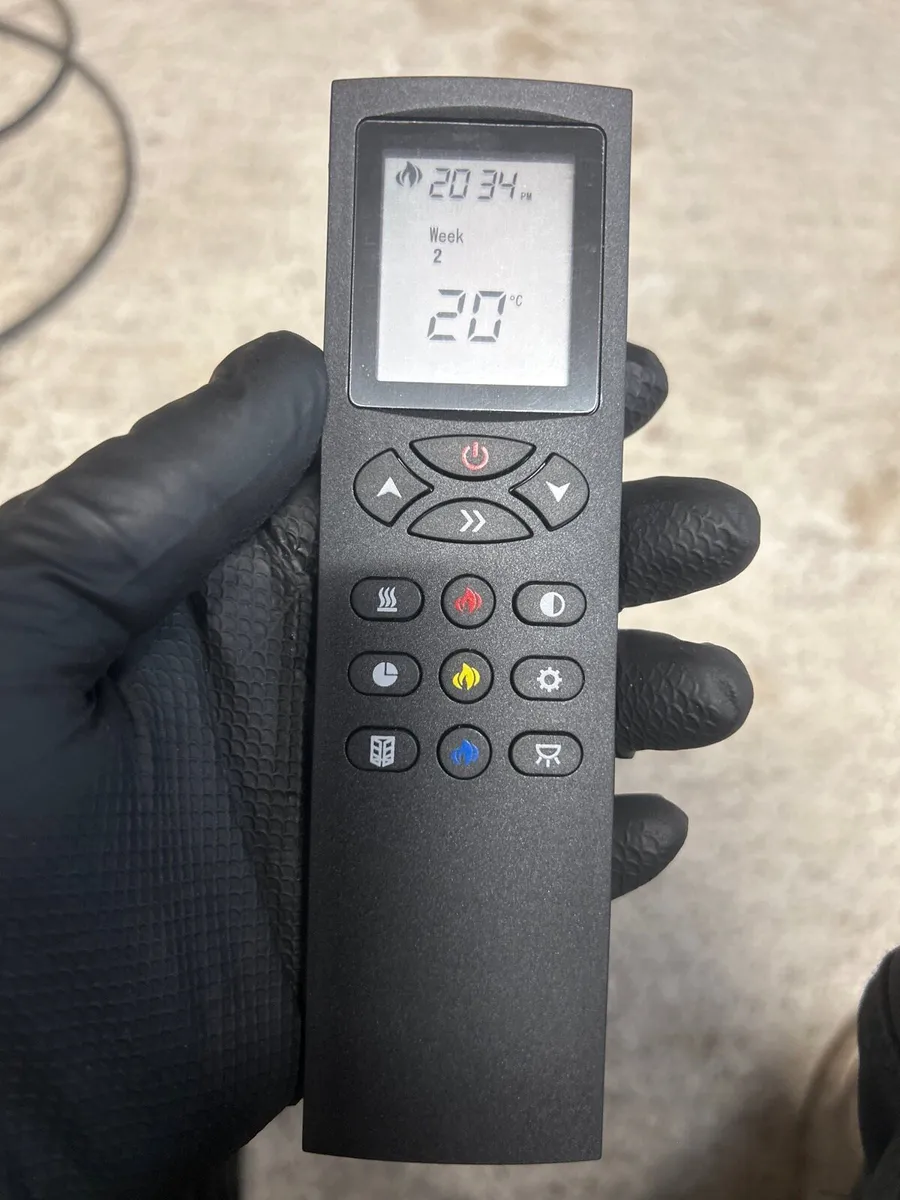 Stanley Remote Electrical Fire model ARWH140 - Image 3