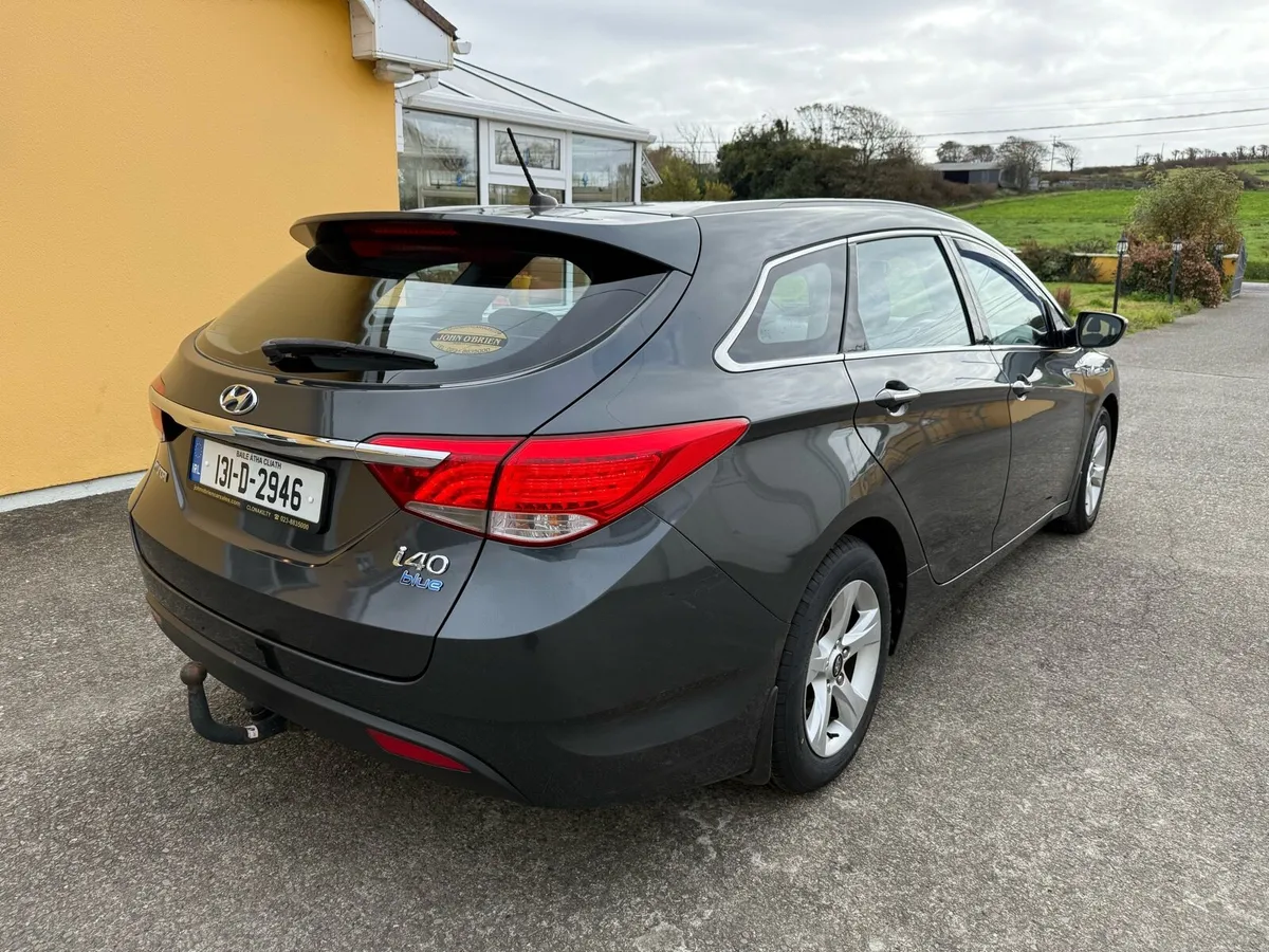 Hyundai i40 Estate - Image 4