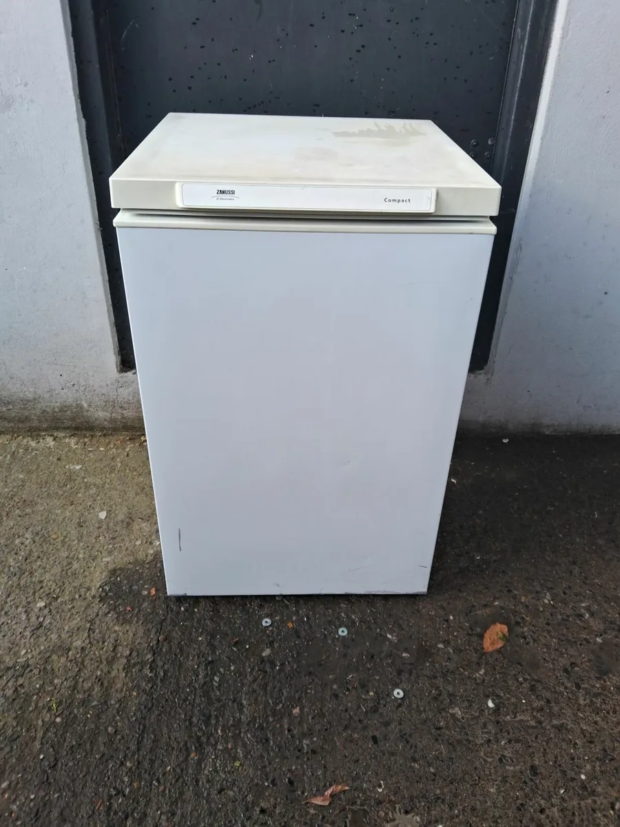 CHEST FREEZER FOR SALE - Image 1