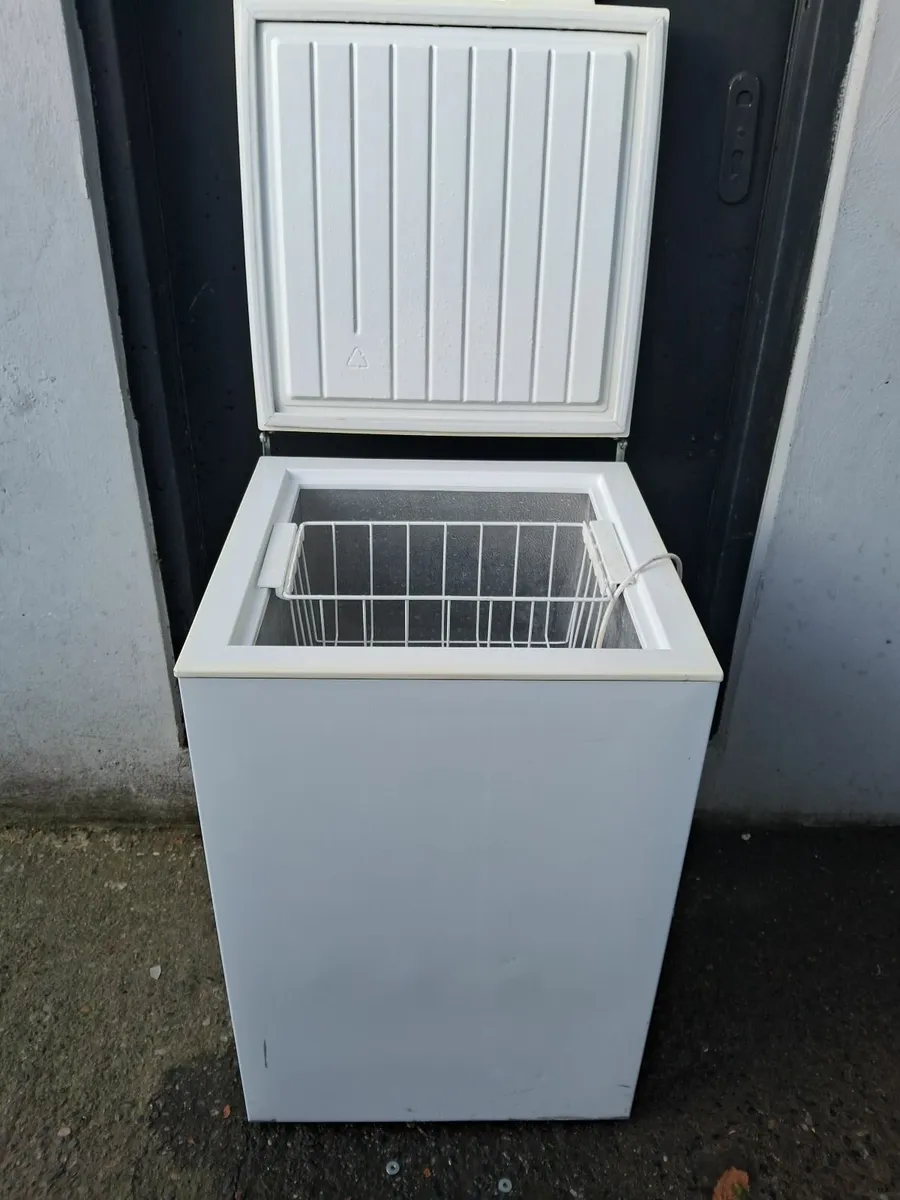 CHEST FREEZER FOR SALE - Image 4