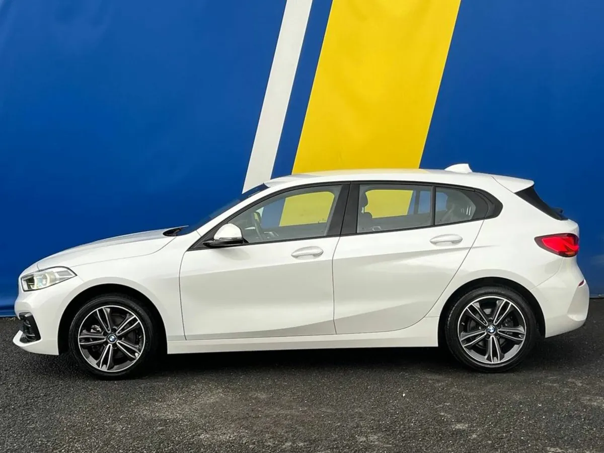 BMW 1-Series 116d SPORT 1.4 AUTO // APPLE CARPLAY/ - Image 3