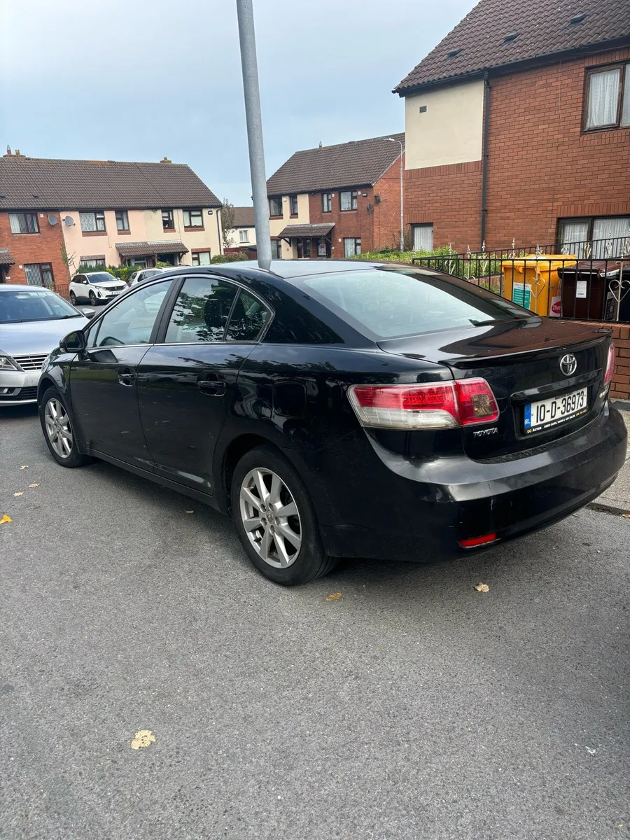 2010 Toyota avensis - Image 3