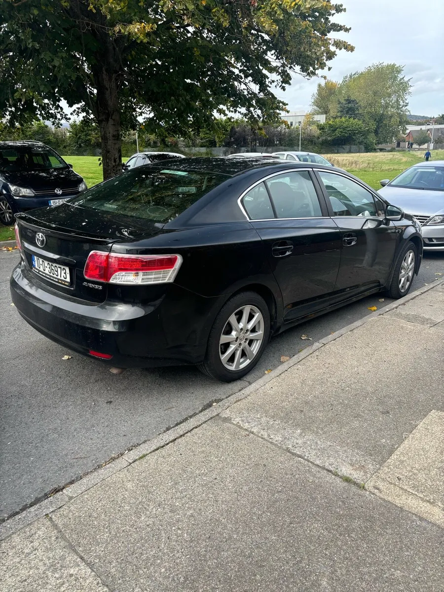 2010 Toyota avensis - Image 4