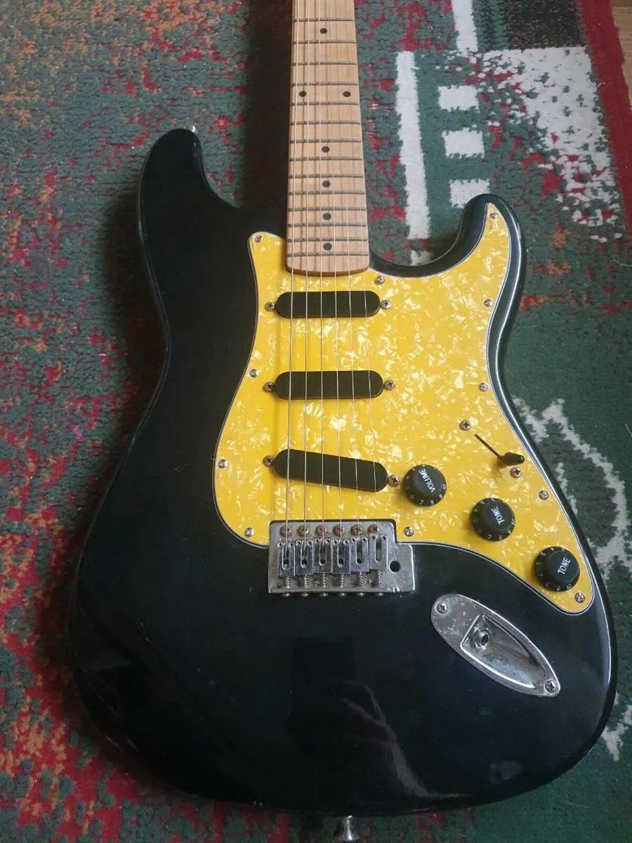Strat Electric Guitar - Image 2