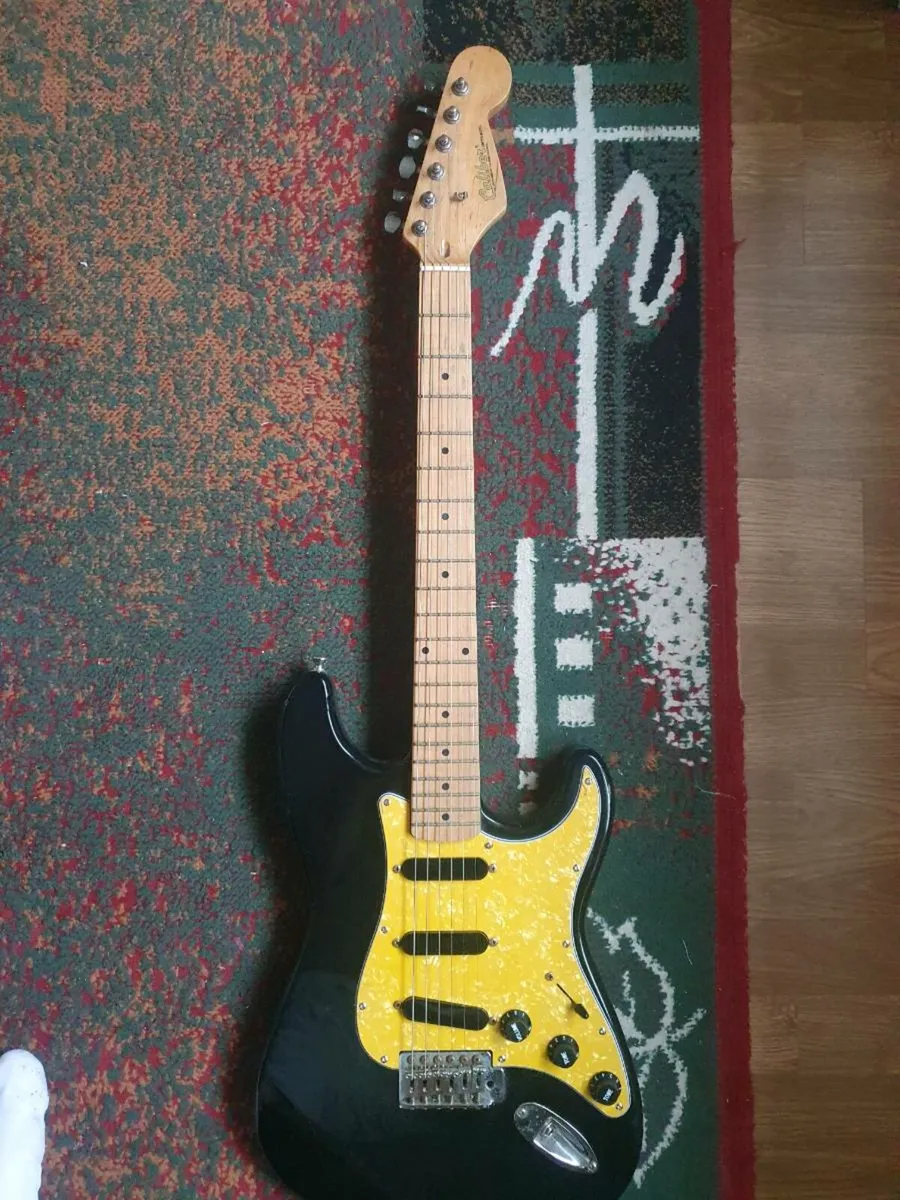 Strat Electric Guitar - Image 3