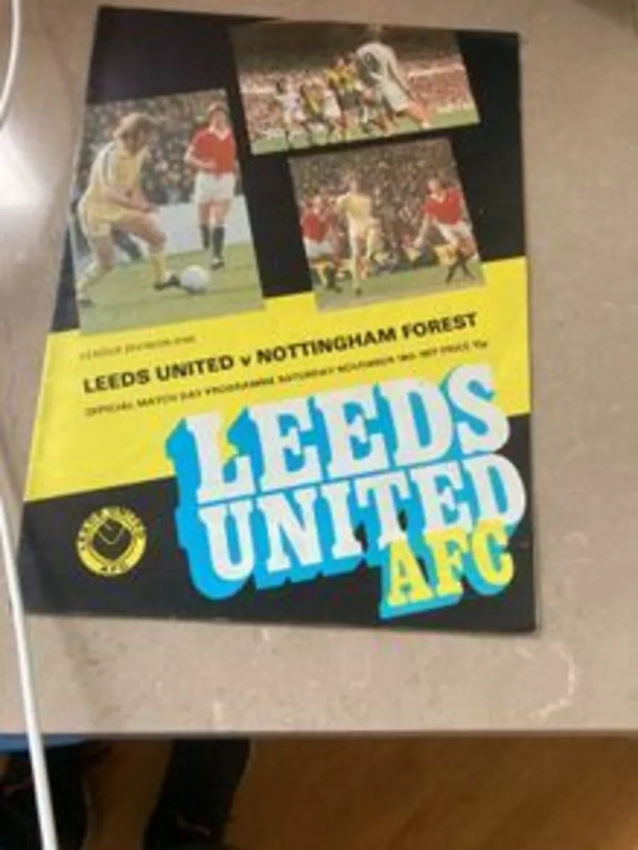 Old 1977 Leeds Utd Program v Nottingham Forest