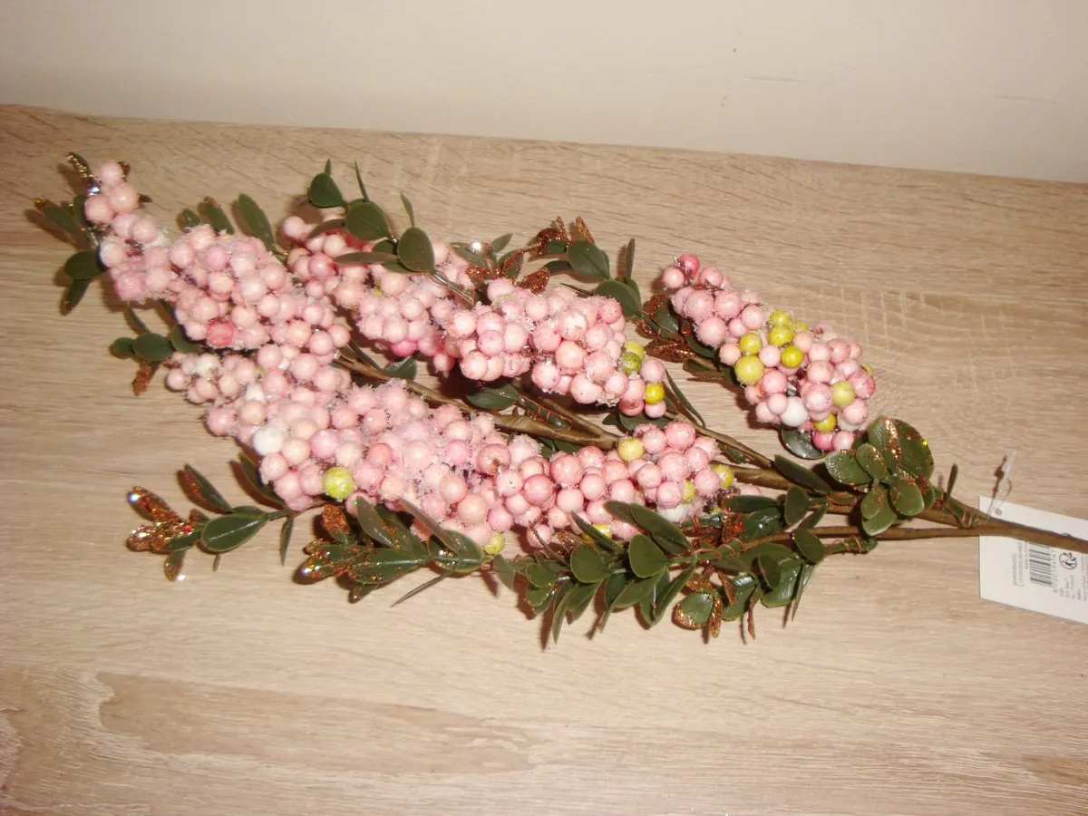Pink berry Christmas picks x4 Everland - NEW - Image 3
