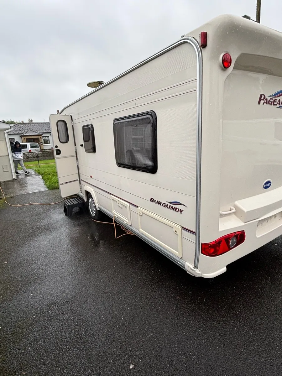 Bailey pageant 4 berth - Image 3