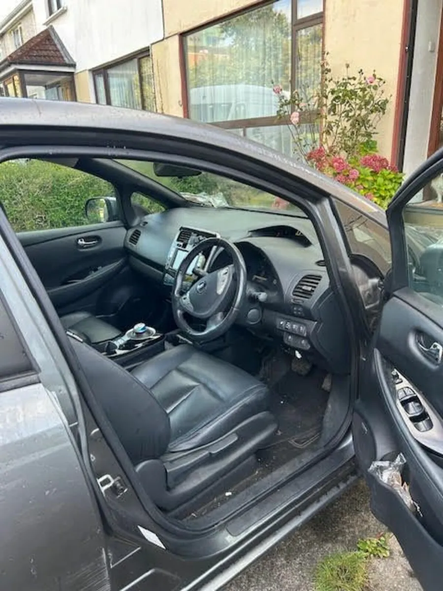 Nissan Leaf 2015 - Image 3