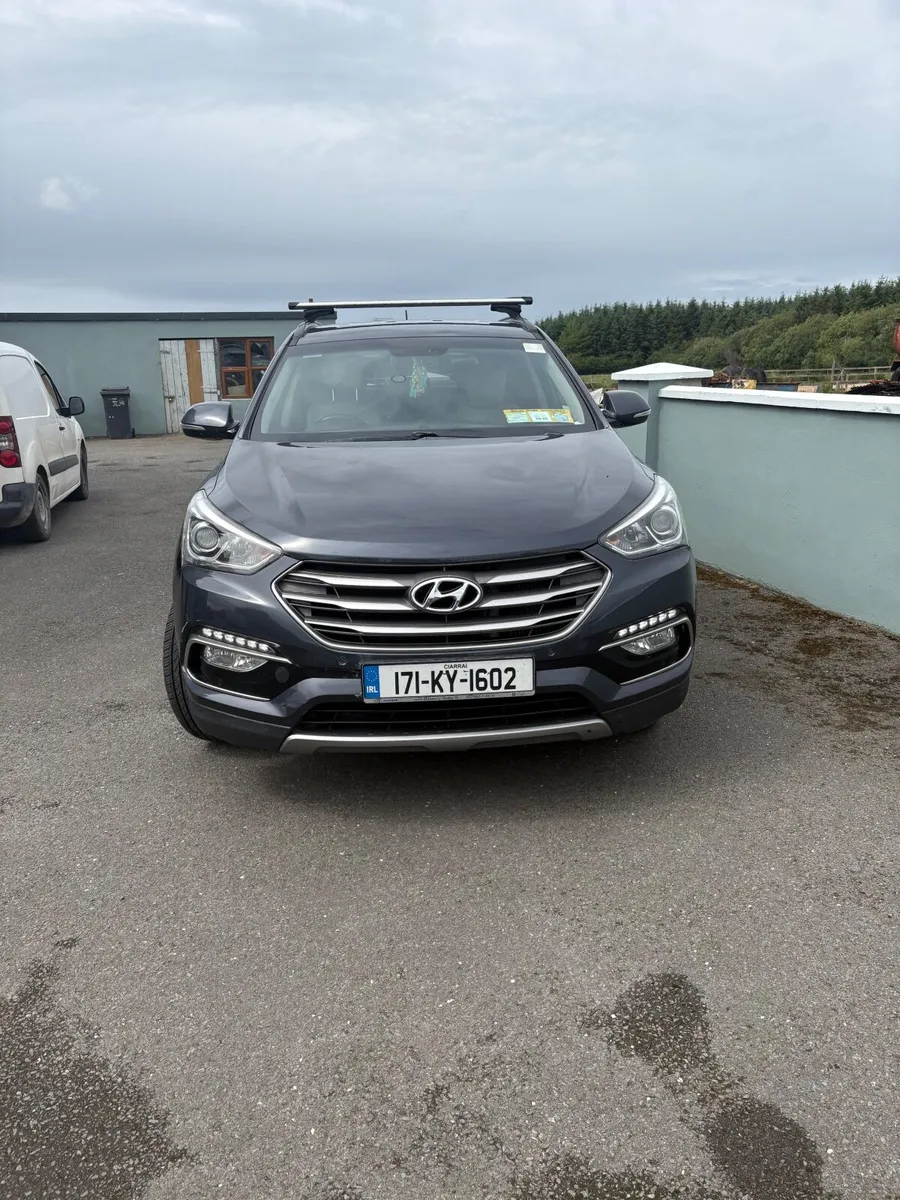 Hyundai Santa Fe 2017 - Image 4