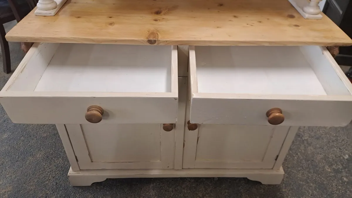 Early 1900s pine dresser, cupboard - Image 2