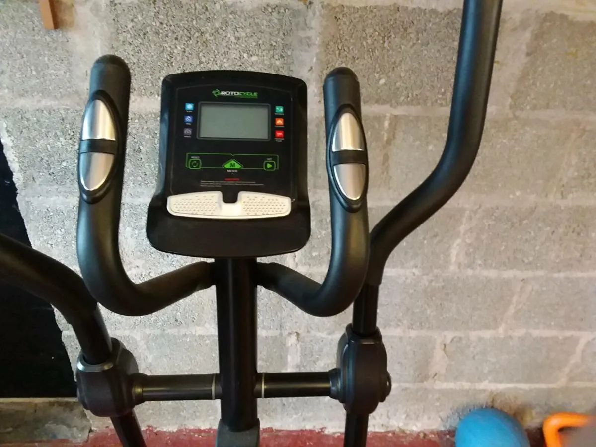 Crosstrainer - Image 1
