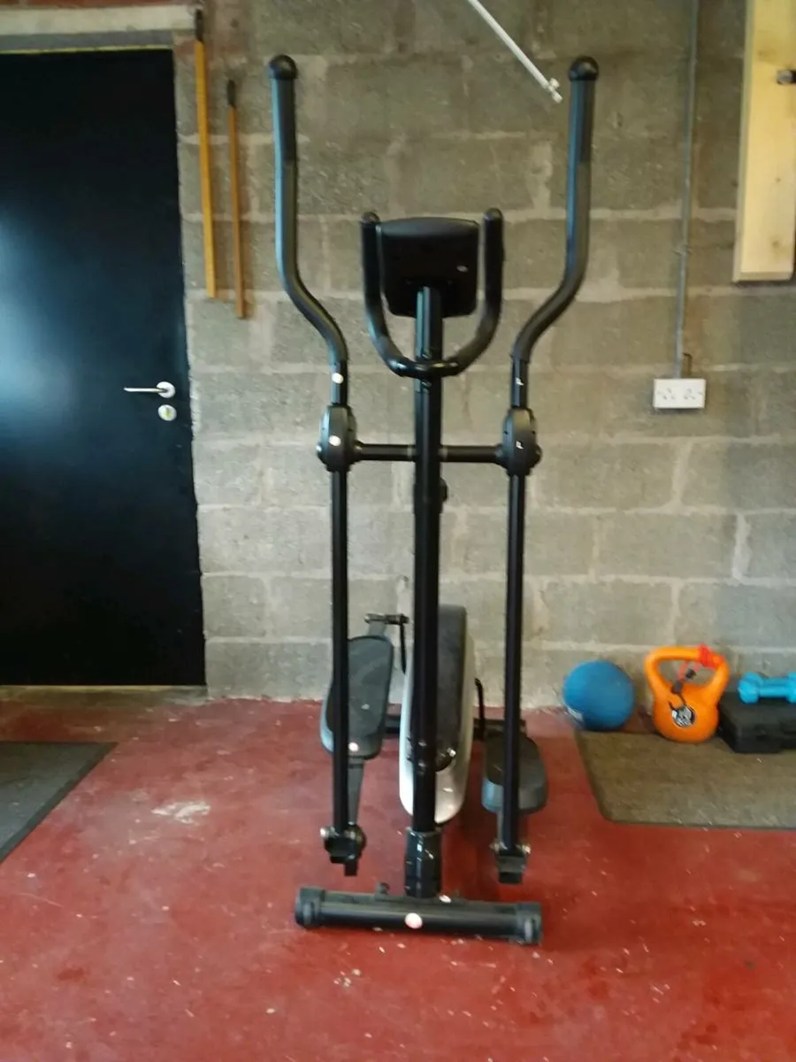 Crosstrainer - Image 3