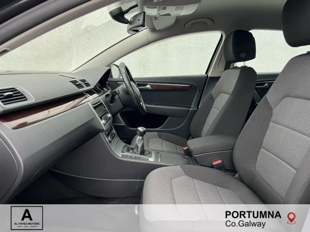 Volkswagen Passat 1.6 TDI Comfortline Bluemotion - Image 4