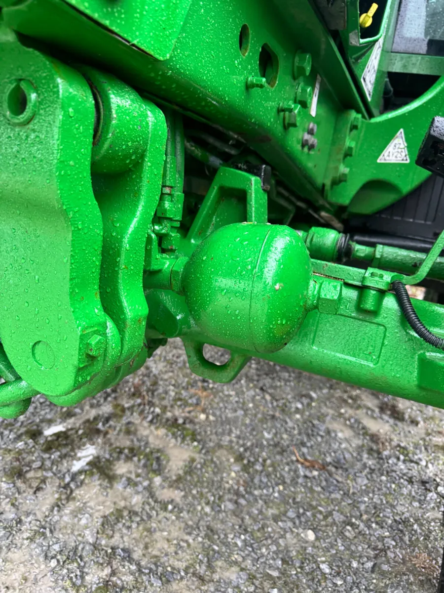 2020 John Deere 6120M & Loader - Image 4