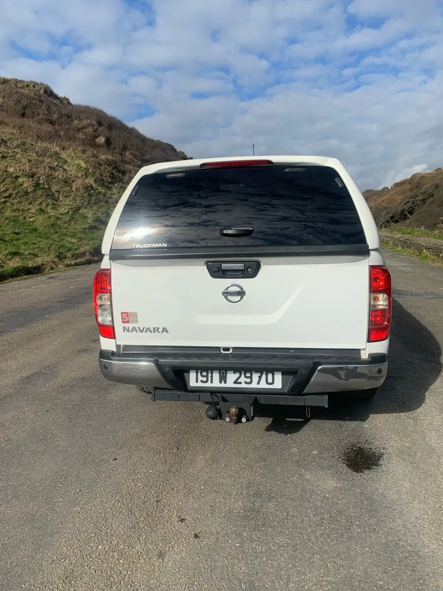 Navara pick up black edition - Image 4
