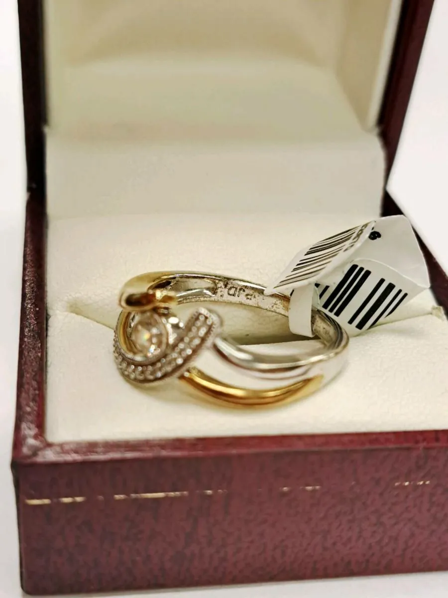 9K White & Yellow Gold Ring 9CT - Image 2