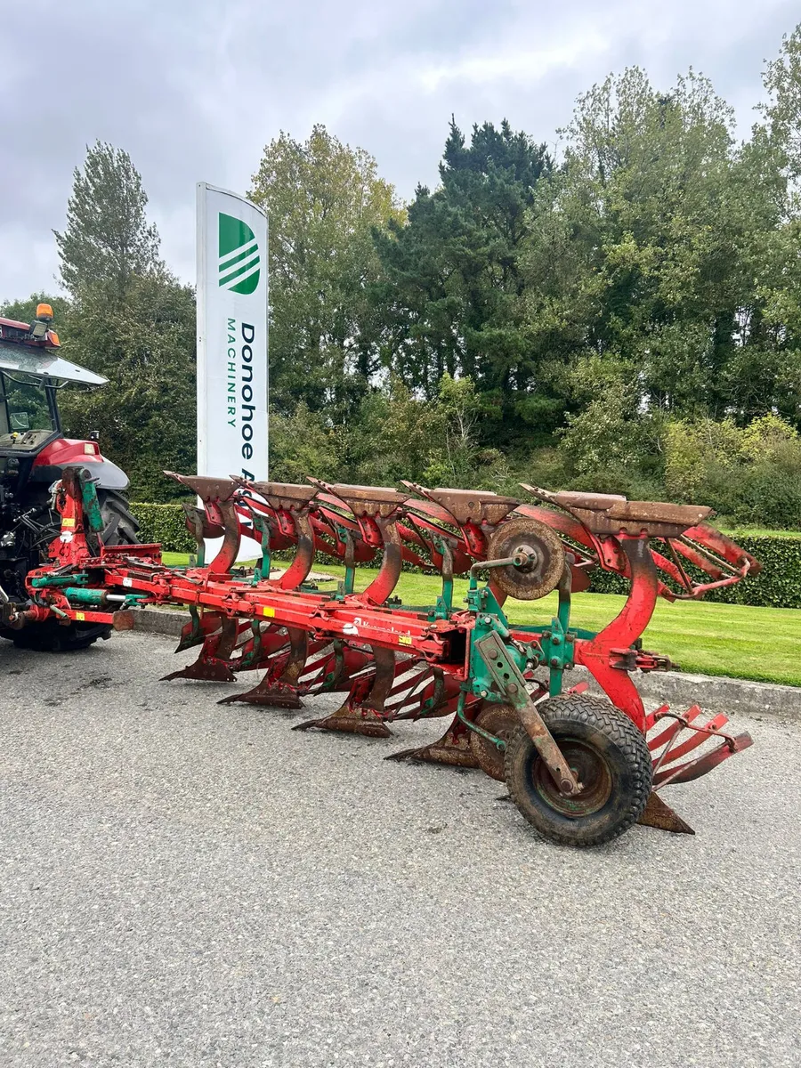 Kverneland ES80 5 Furrow Plough - Image 1