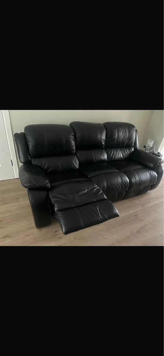 3 seater Leather Sofa - Image 2