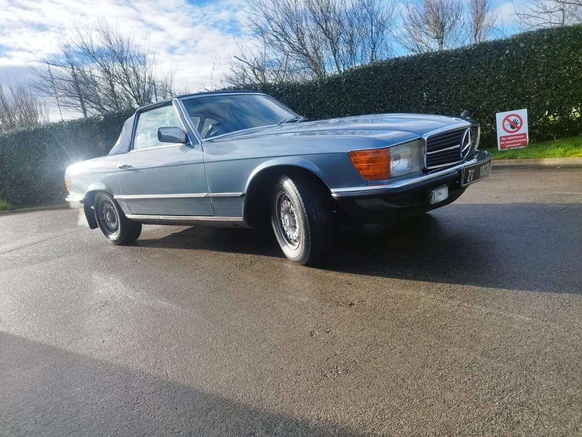 Mercedes - Benz - Image 2