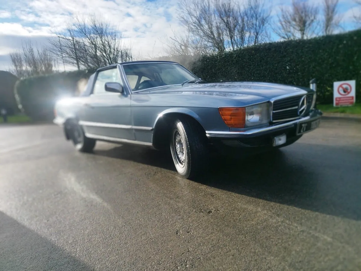 Mercedes - Benz - Image 3