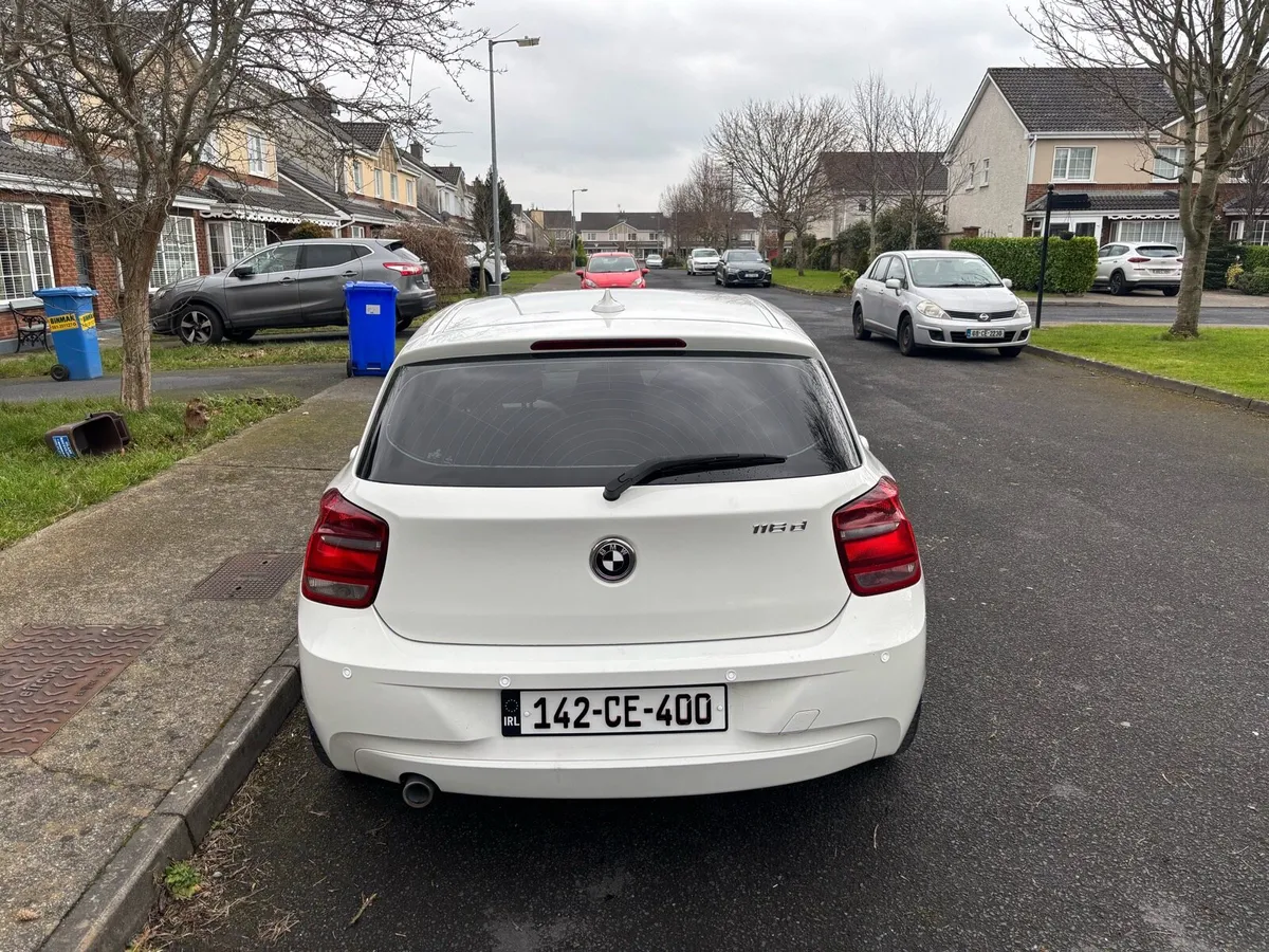BMW 116d 2.0 2014 - Image 2
