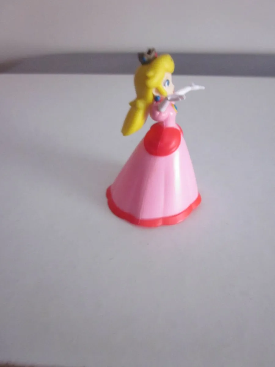 Super Mario Jakks Princess Peach Nintendo Figure - Image 4