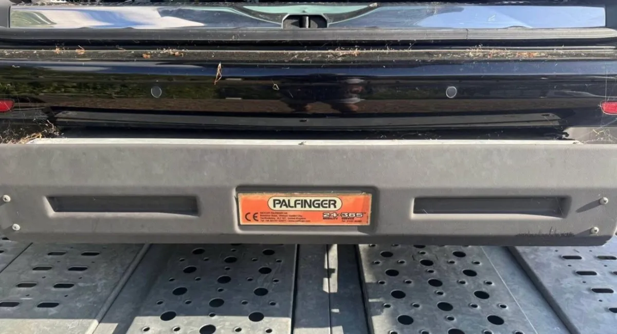 ** Ratcliff Wheelchair Lift 12v ** - Image 3